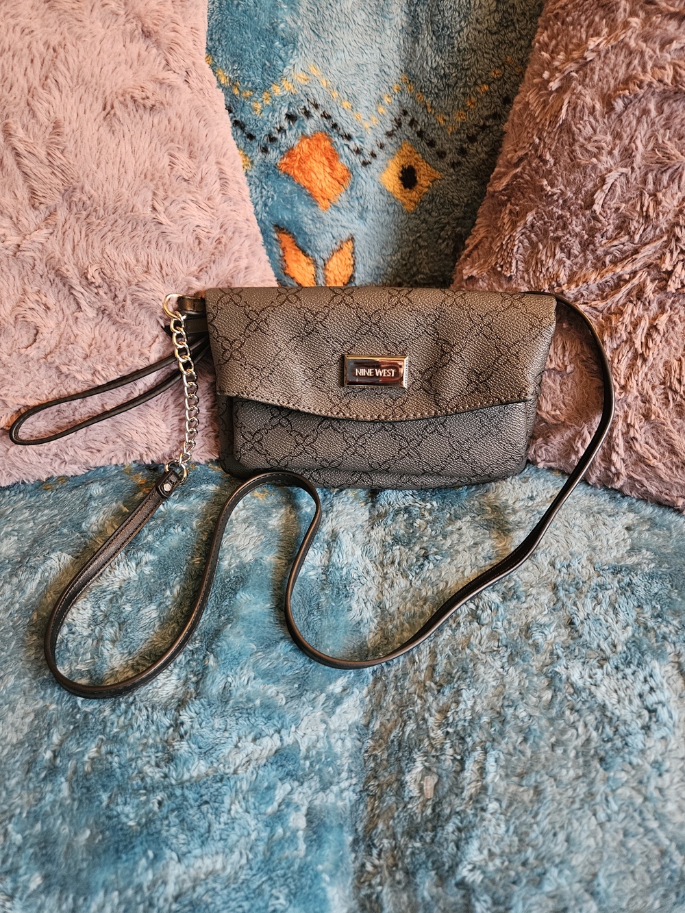 Nine West Crossbody Bag in Gray & Black